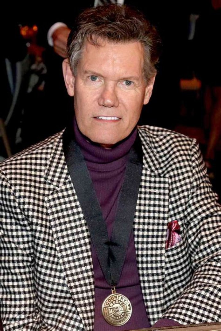 
Is Randy Travis Sick? Insights Into His Condition Following Brain Surgery & Stroke! 