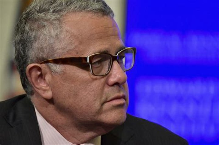 Jeffrey Toobin Net Worth, Age, Birthday, Wikipedia, Who, Nationality, Biography