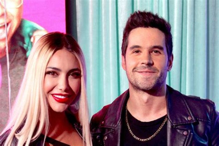 Jeni de la Vega - Age, Family, Bio