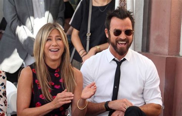 Jennifer Aniston thinks Bradley Cooper is “the kind of guy she’d love to be with”