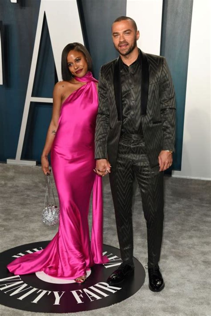 Jesse Williams wants his ex-wife to shop at IKEA & stop asking for so much money