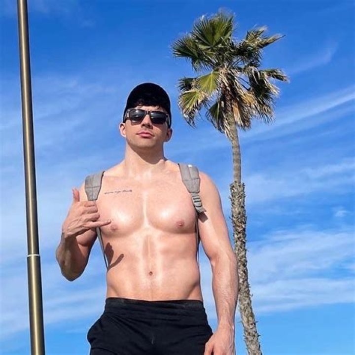 Joey Gentile - Age, Family, Bio