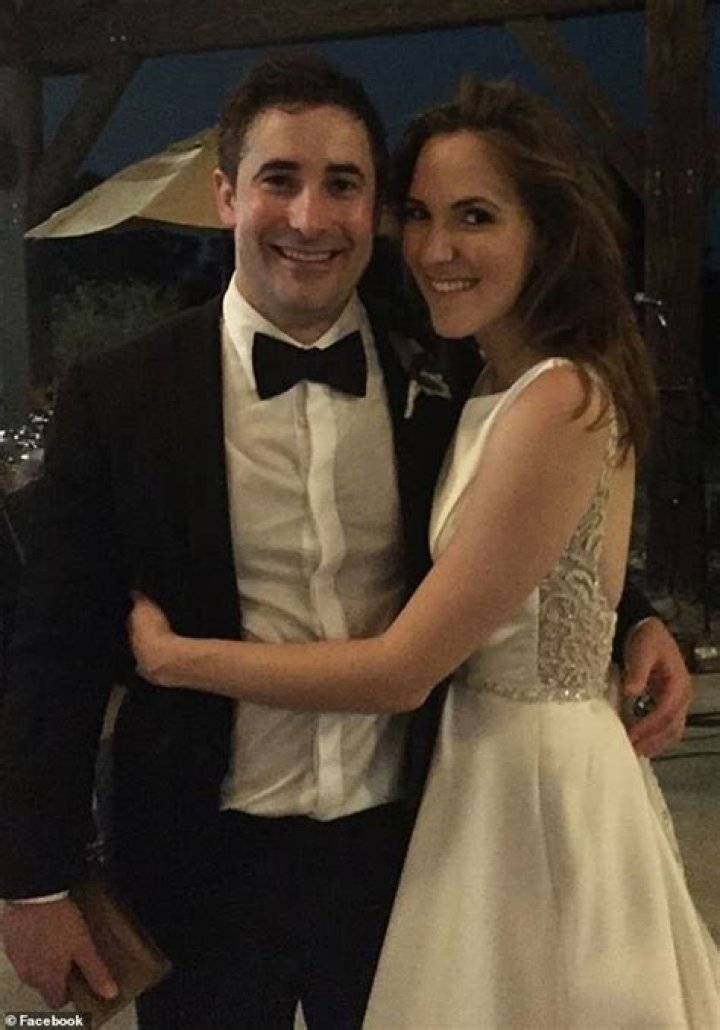 Jonathan Swan is Married to Wife: Betsy Woodruff. Kids: Esther.