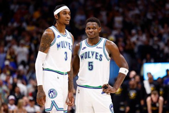 Josh McDaniels Height and Weight