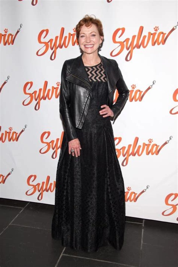 Julie White Net Worth - Wiki, Age, Weight and Height, Relationships, Family, and More