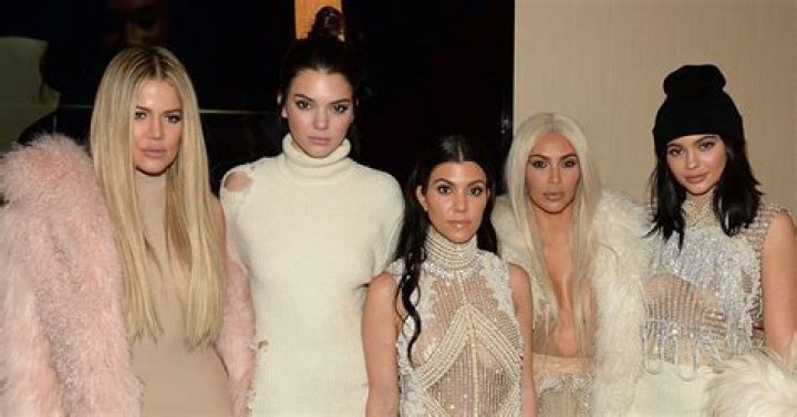 	Kardashian Khristmas Kard 2011: Ridiculously hilarious or just sad?	