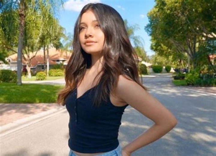 KayKayEs - Age, Family, Bio