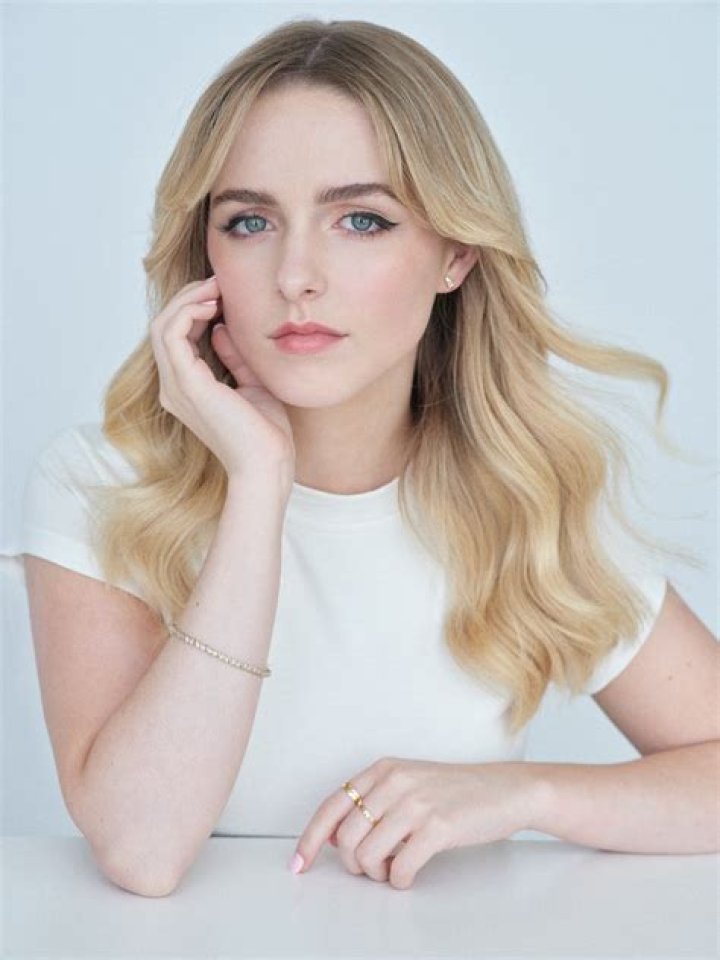 Kenzie Grace - Age, Family, Bio