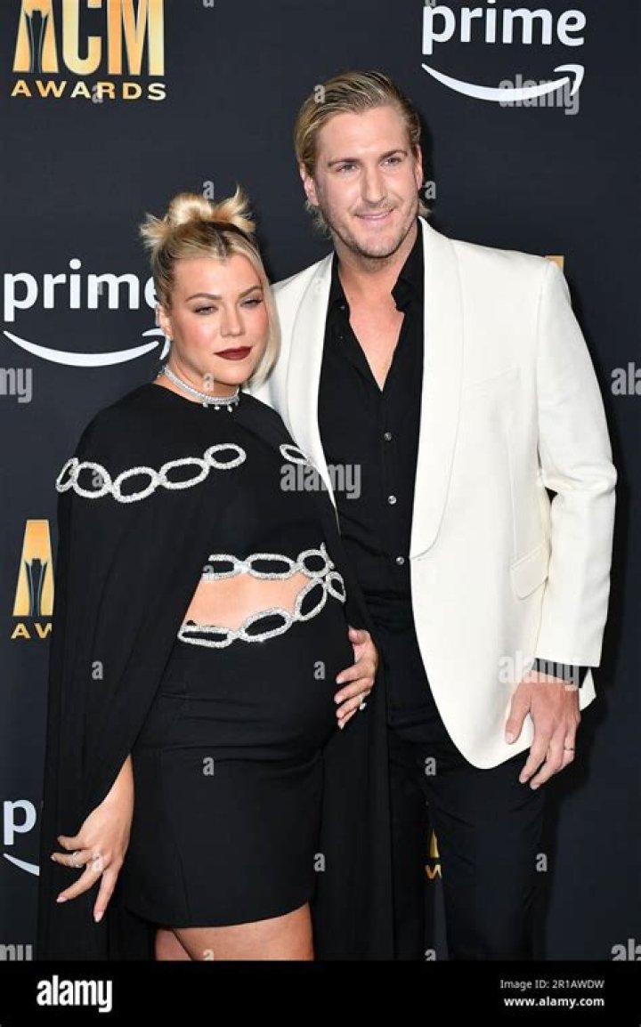 Kimberly Perry and husband Johnny Costello celebrated six-month of wedding anniversary!