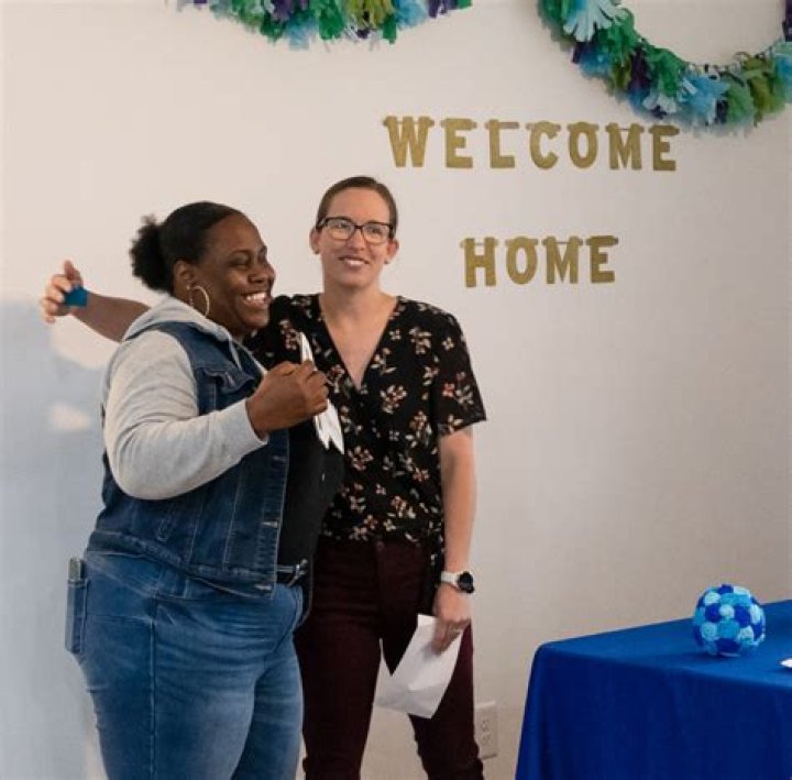 Kristen Hughey - Age, Family, Bio