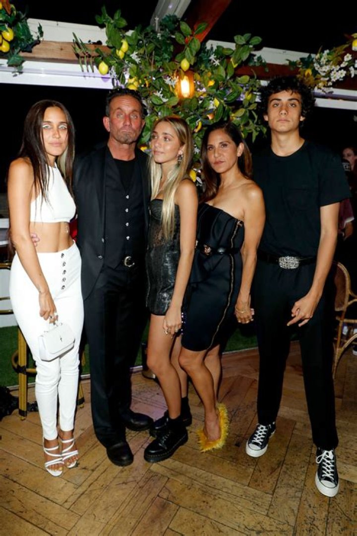 Kristian Stark - Age, Family, Bio