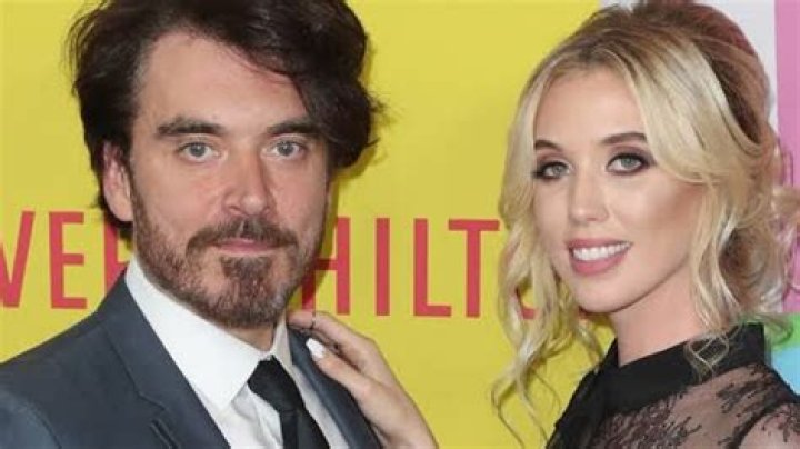 Laura Clery Boyfriend 2023: Ex Husband Stephen Hilton Divorce Reason