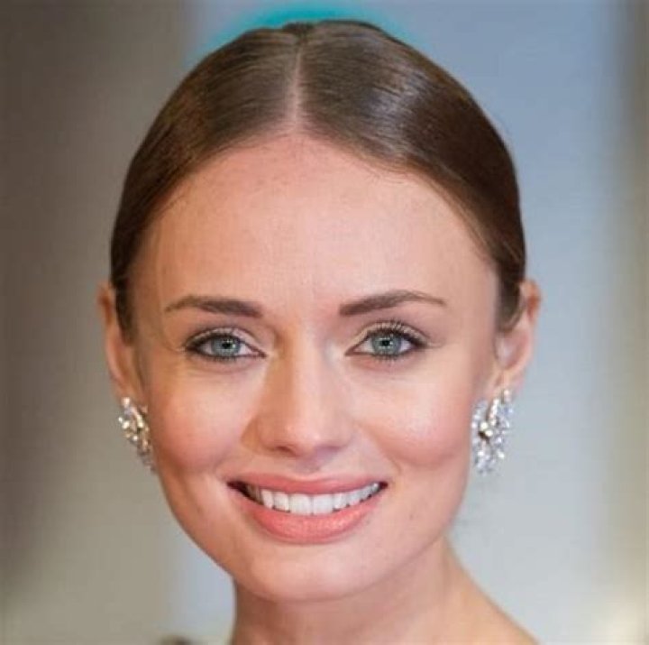 Laura Haddock Bio (Wiki) 