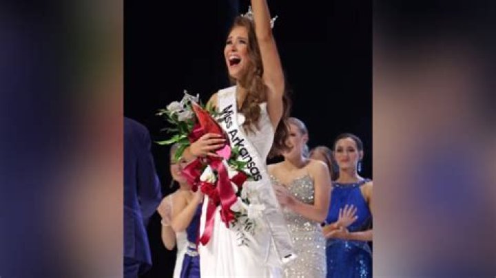 Lauren Kennedy (TikTok Star) - Age, Family, Bio