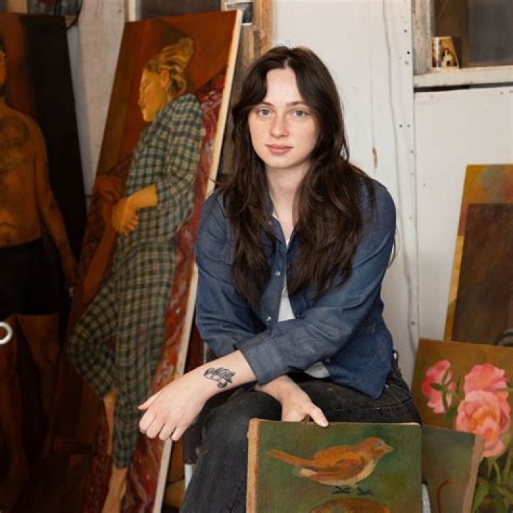 Lily Snowden-Fine - Age, Family, Bio