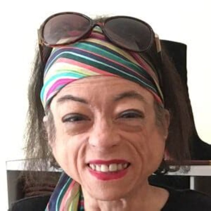 Liz Carr - Age, Family, Bio