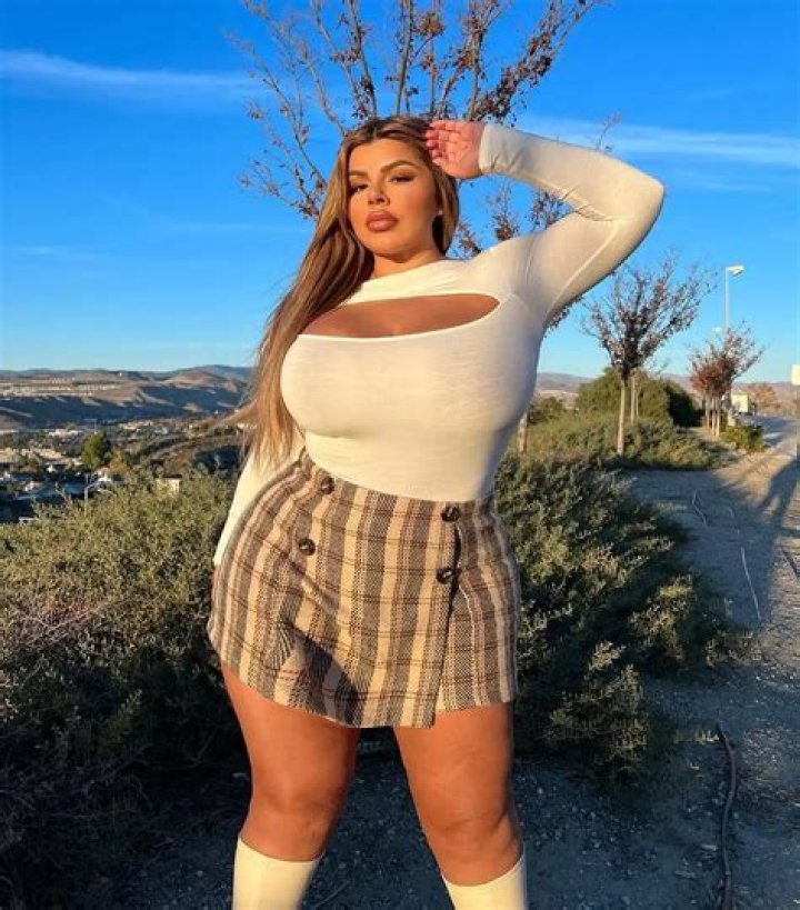 Lollyzlexi Height, Weight, Net Worth, Age, Birthday, Wikipedia, Who, Instagram, Biography