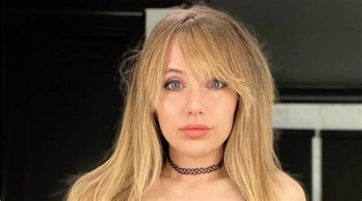 Luna Rexx - Age, Family, Bio