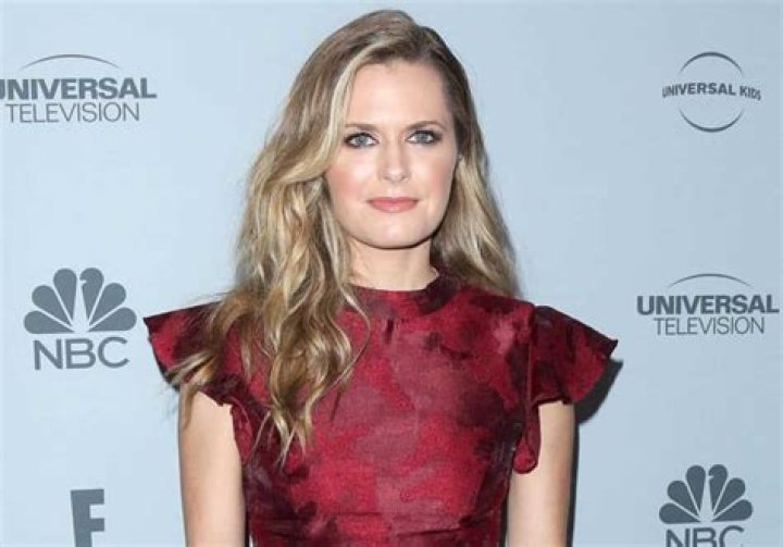 Maggie Lawson - Age, Family, Bio