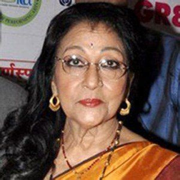 Mala Sinha - Age, Family, Bio