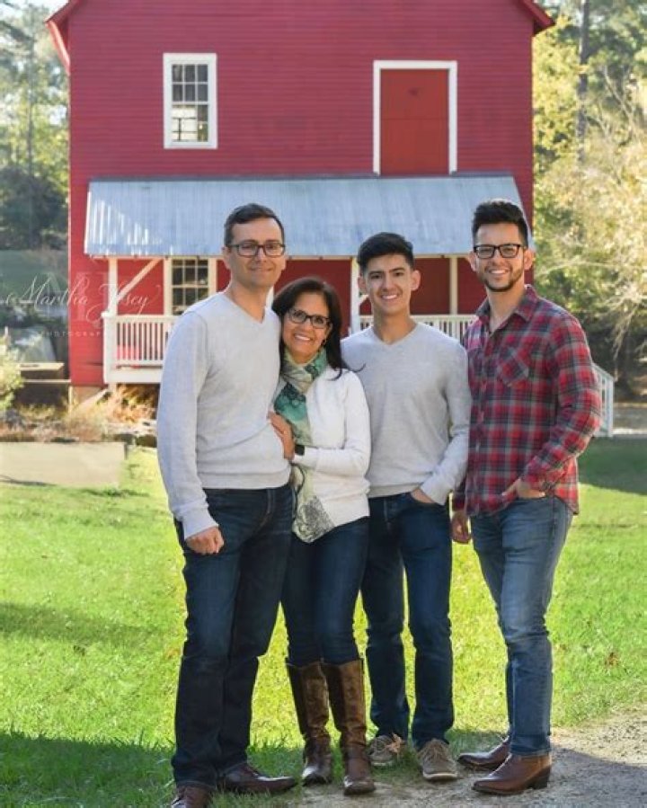 Martha Josey - Age, Family, Bio