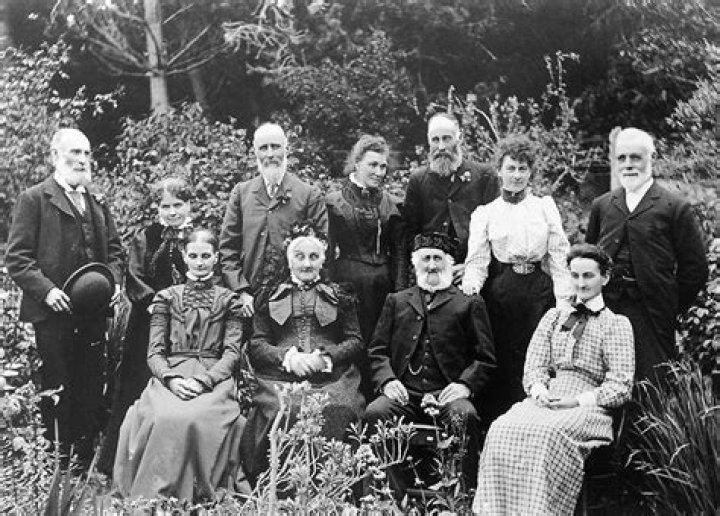 Mary Duff - Trivia, Family, Bio