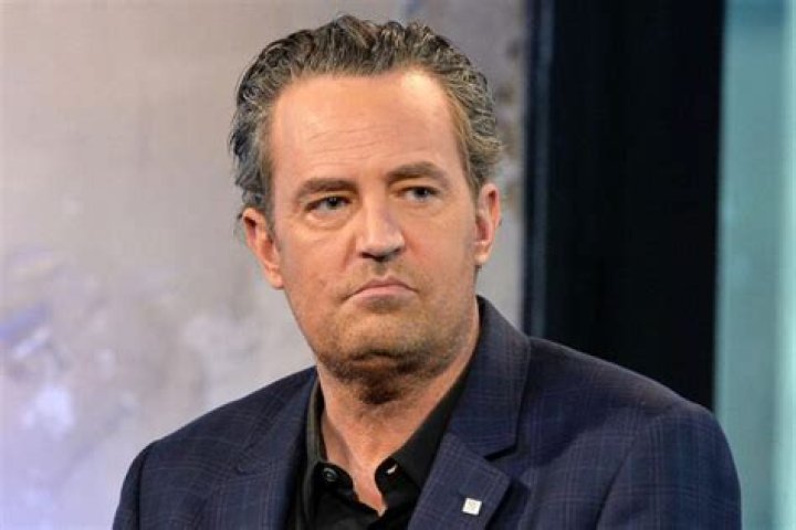 Matthew Perry Net Worth: Income & Houses