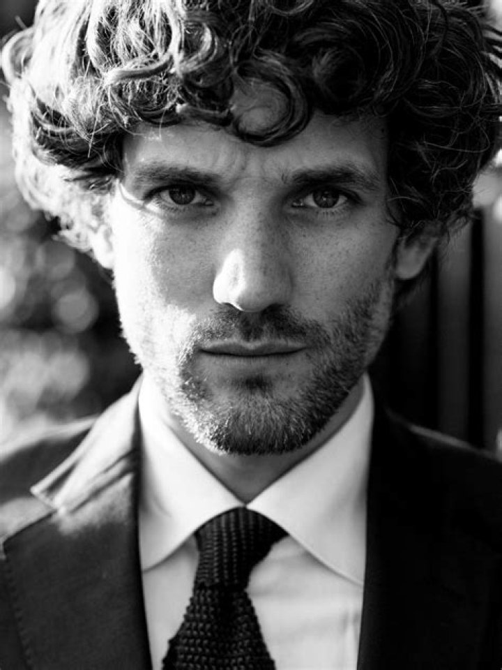 
Max Rogers Height, Weight, Net Worth, Age, Birthday, Wikipedia, Who, Nationality, Biography 