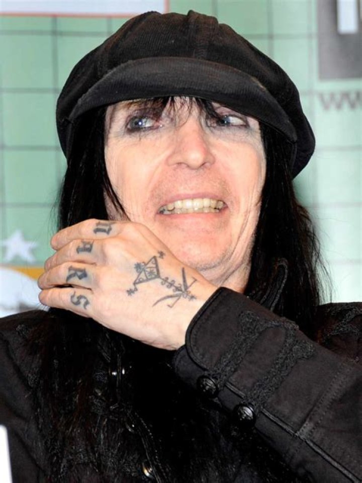 Mick Mars - Age, Family, Bio