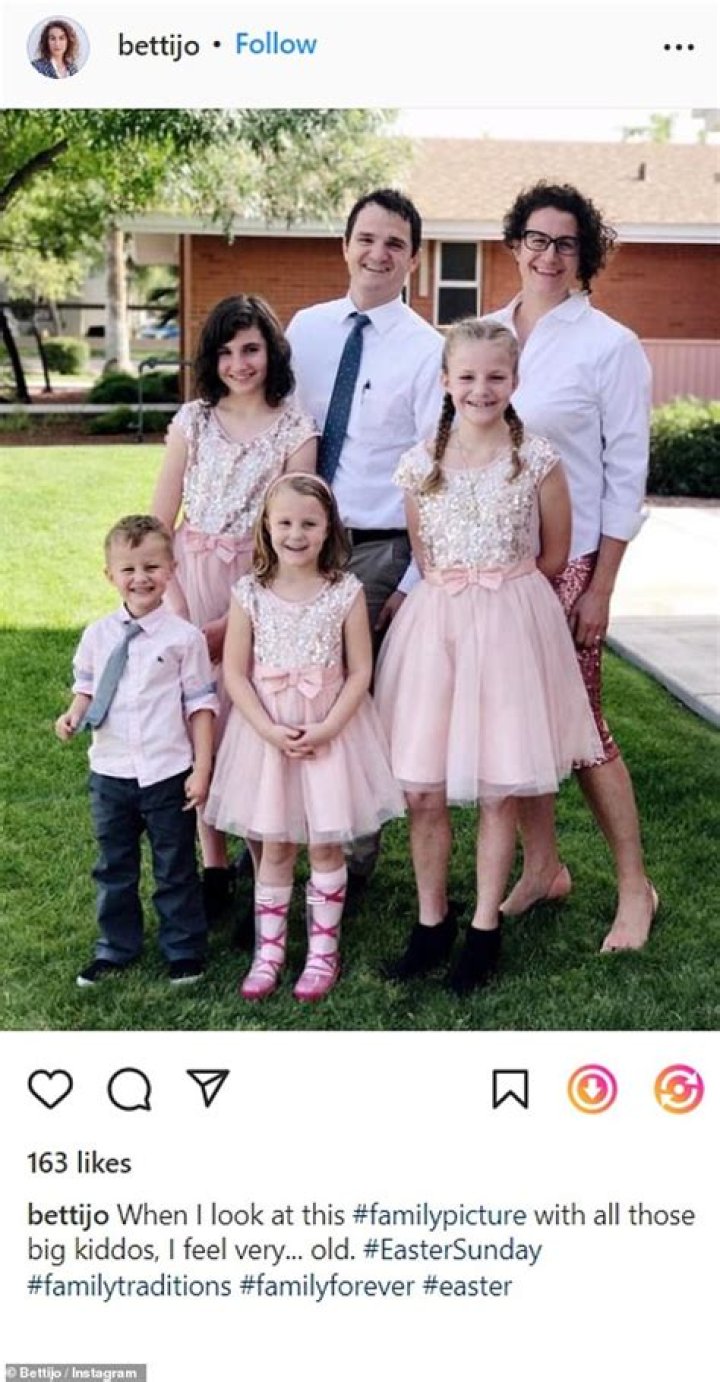 Mikal Bridges - Age, Family, Bio