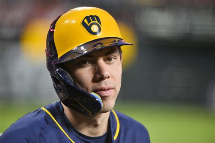 Milwaukee Brewers' outfielder, Christian Yelich's Trade, Stats, Contract, Age, Girlfriend.