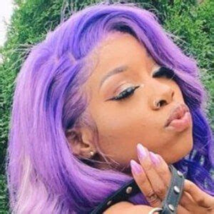 Moni Lola&Moni - Age, Family, Bio