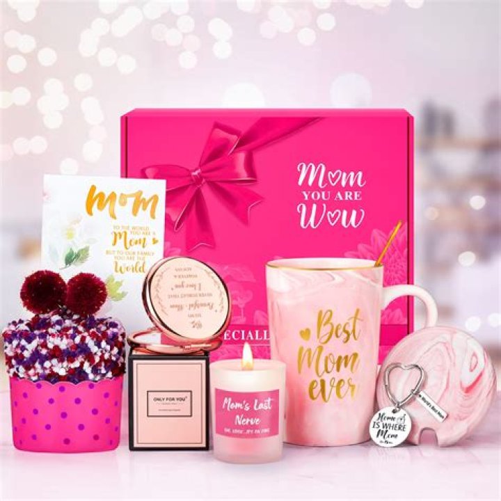 Mother's Day Gifts That Will Make Your Mom Feel Like a Queen