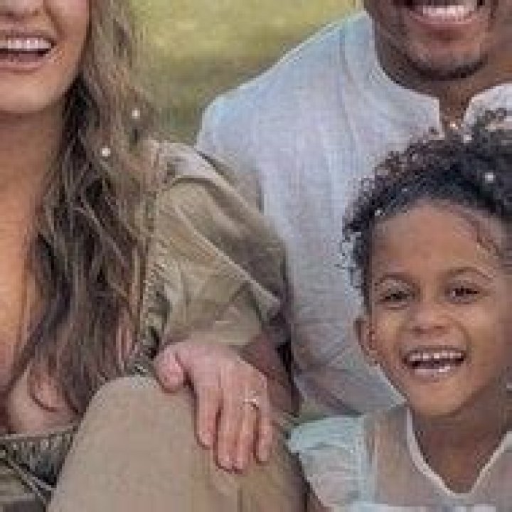 Myley J - Age, Family, Bio