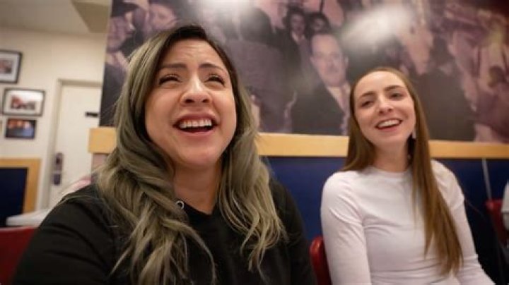 Norma Geli - Trivia, Family, Bio