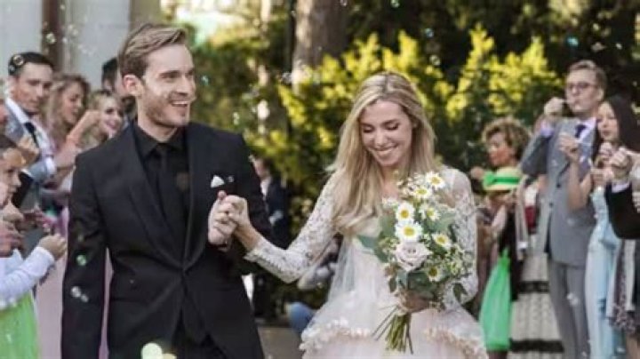 PewDiePie's Wife Marzia Kjellberg - Pregnant, Wedding, Net Worth