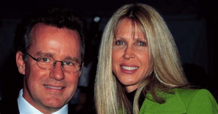Phil Hartman - Trivia, Family, Bio