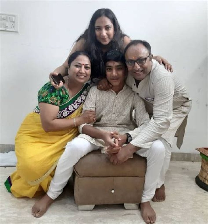 Rekha - Age, Family, Bio