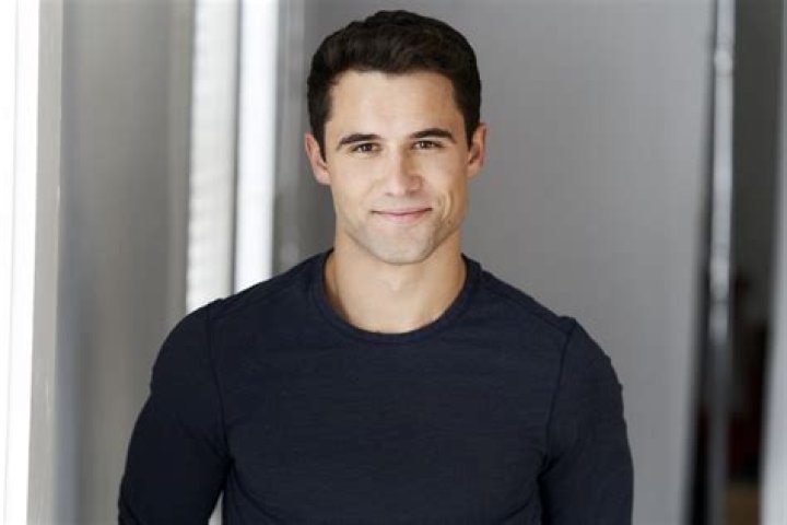 Robbie Graham-Kuntz Bio (Wiki) 