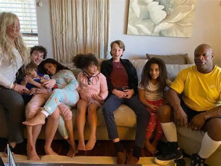 Ronnie Stanley - Age, Family, Bio