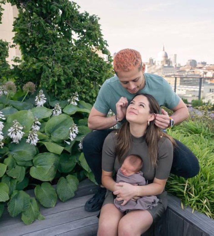 Sarah Kohan Married, Husband, Children, Relationship & Net Worth