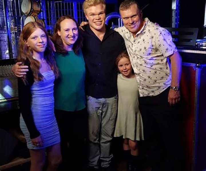 Sean Millis - Age, Family, Bio