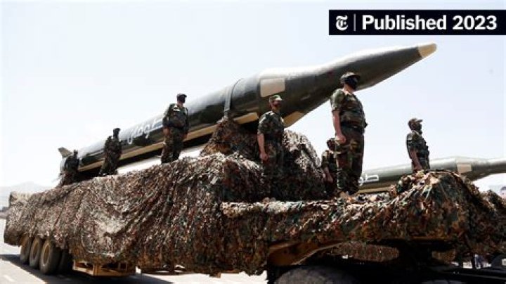 
Senior Yemeni military officers survive Houthi missile attack 