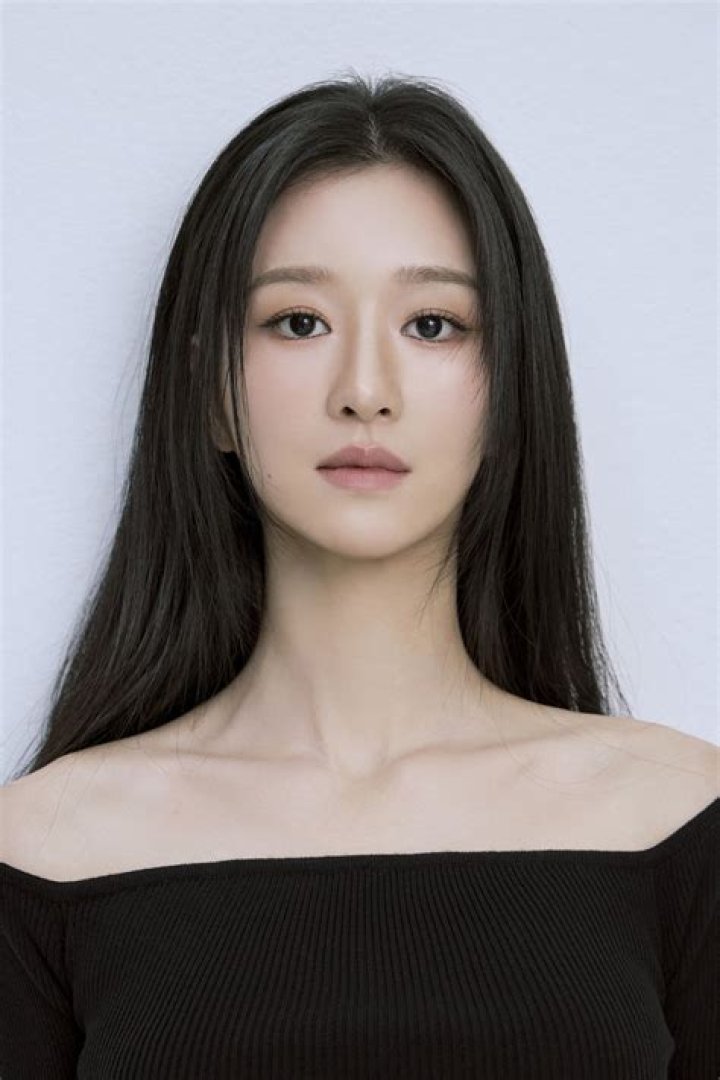 Seo Yea-ji Bio (Wiki) 