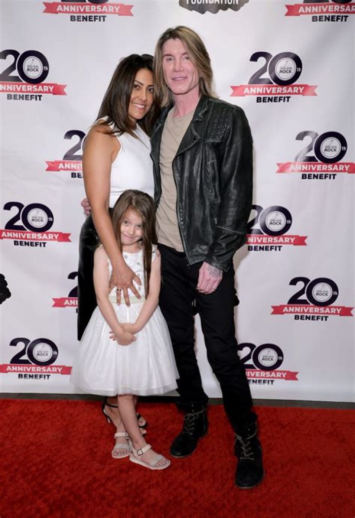 
Shaun Resnik Height, Weight, Net Worth, Age, Birthday, Wikipedia, Who, Nationality, Biography 