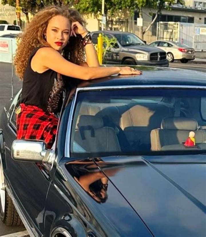 Shelby Simmons Bio (Wiki) 