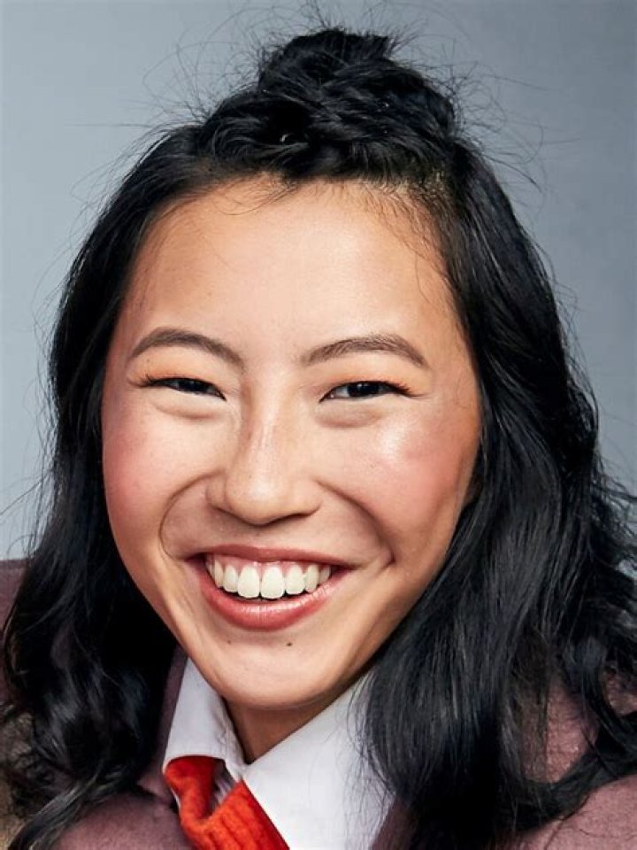 Shirley Chen Bio (Wiki) 