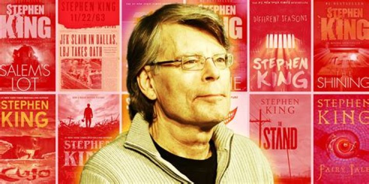 Stephen King - Age, Family, Bio