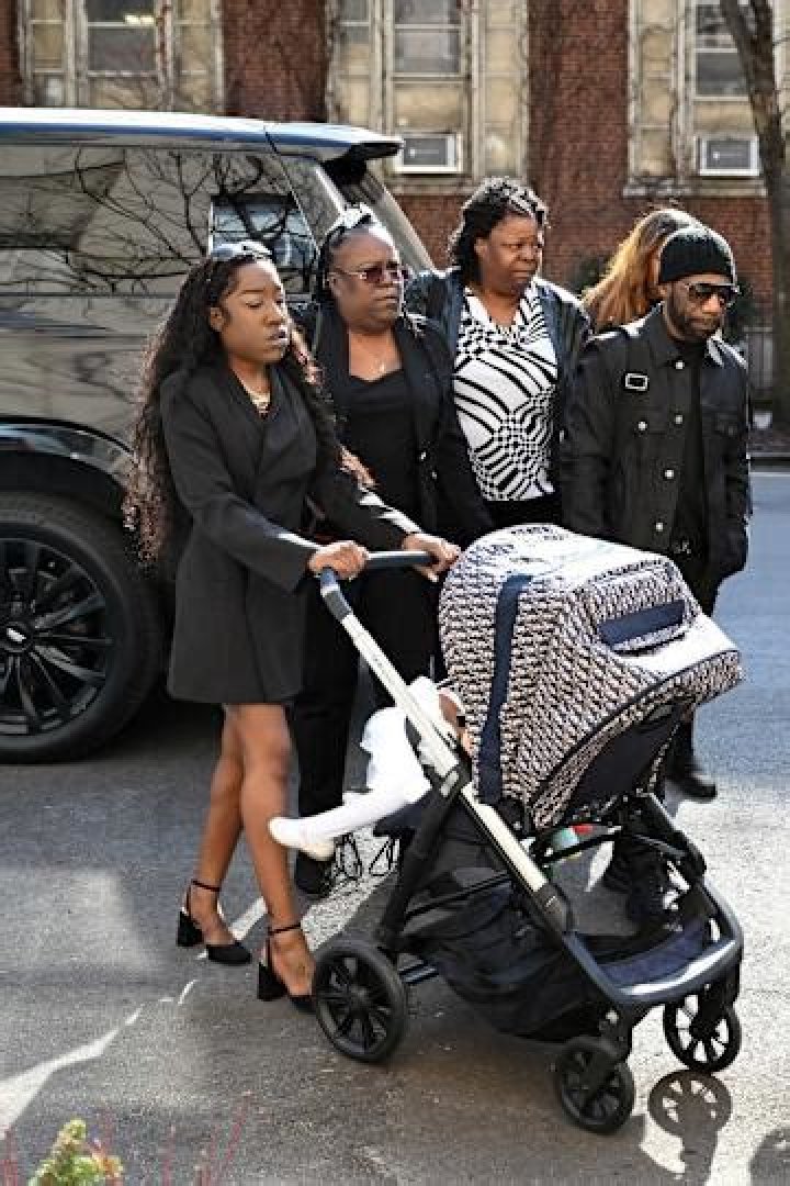 T'yanna Wallace - Age, Family, Bio