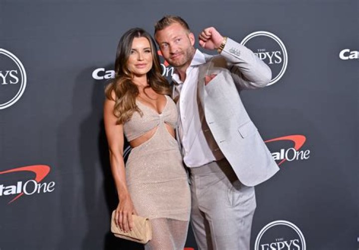 The Rams Coach Sean McVay Bought $100,000 Diamond Ring To Propose His Girlfriend Veronika Khomyn!